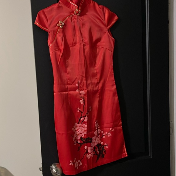 Dresses & Skirts - Small Red dress